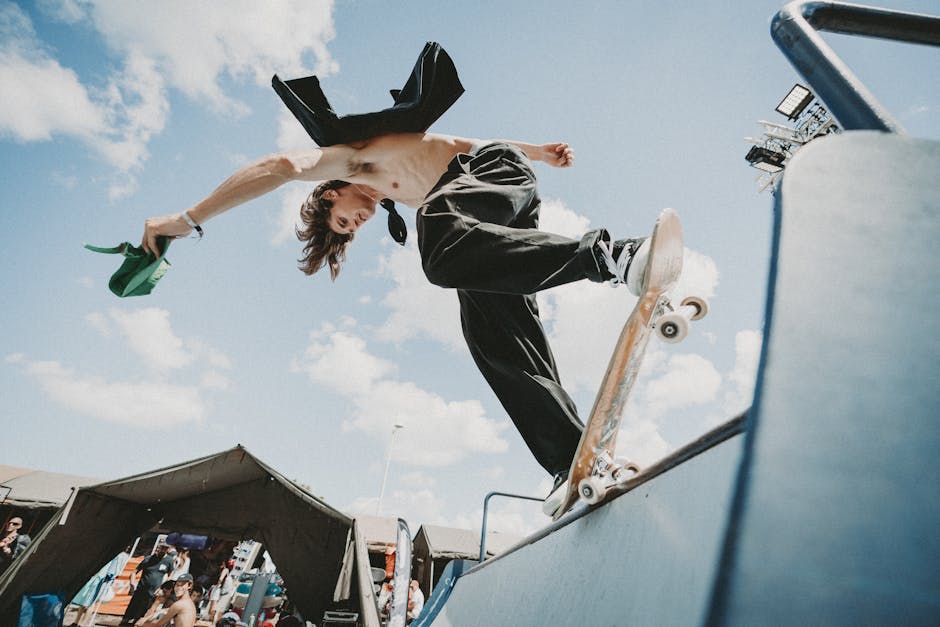 Mundial de skate São Paulo com atletas competindo no Parque Cândido Portinari