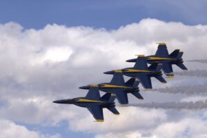 Ataques EUA Israel Irã causam vazio no espaço aéreo do Irã