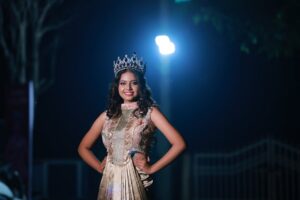 Agatha Moreira tanquinho e biquíni de vaquinha