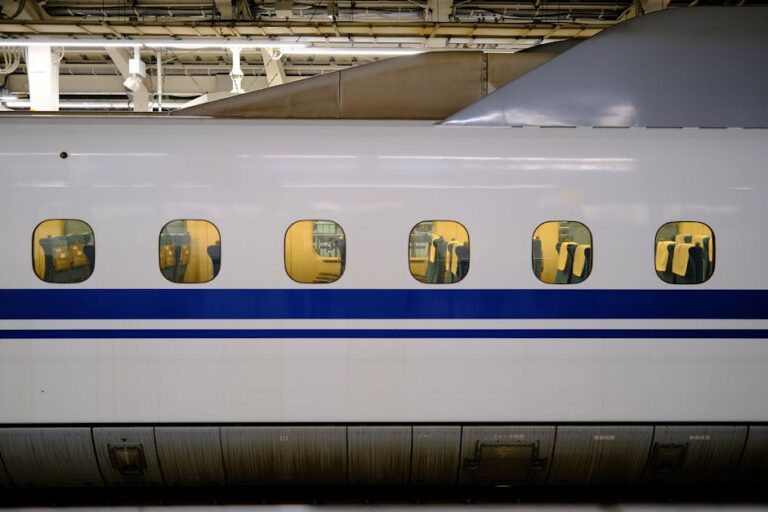 Hello Kitty Shinkansen
