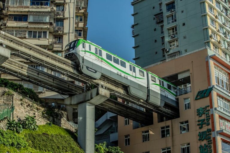 Linha 15-Prata monotrilho em operação