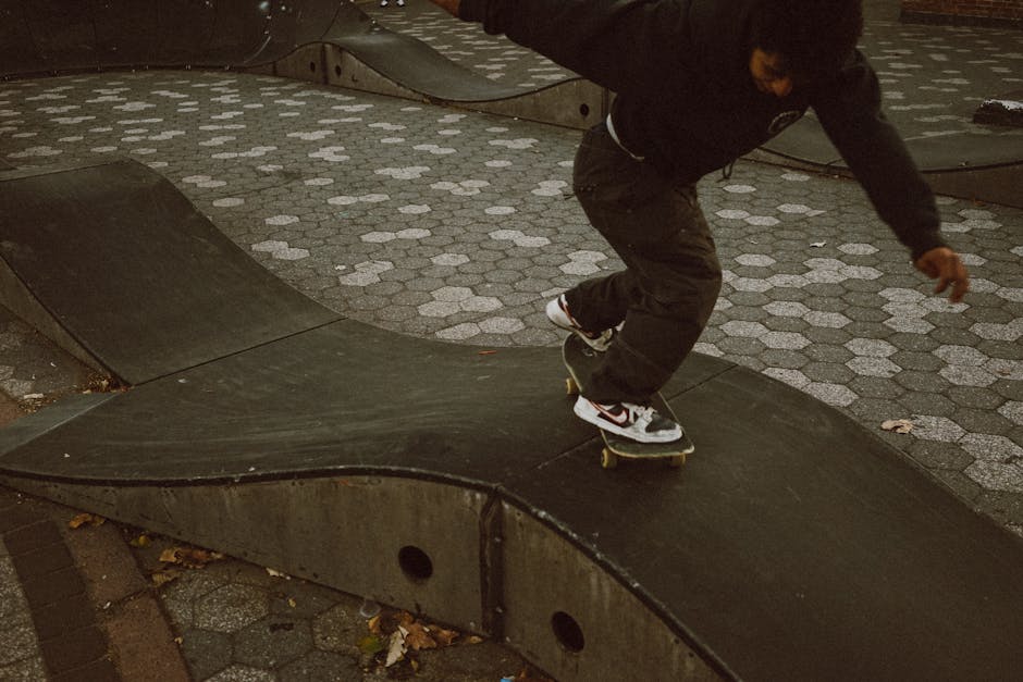 Luiz Mariano sofre queda durante o Mundial de Skate em São Paulo