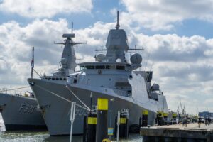 oficial marinha alemã agressão