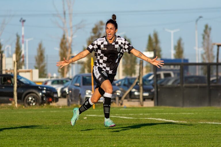 Virginia Fonseca camisa 10 de Vini Jr