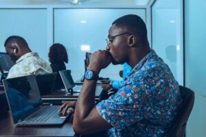 Cursos gratuitos de qualificação profissional