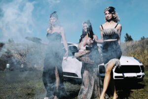 Tati Minerato ensaio ousado