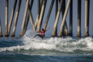 Gabriel Medina surfe