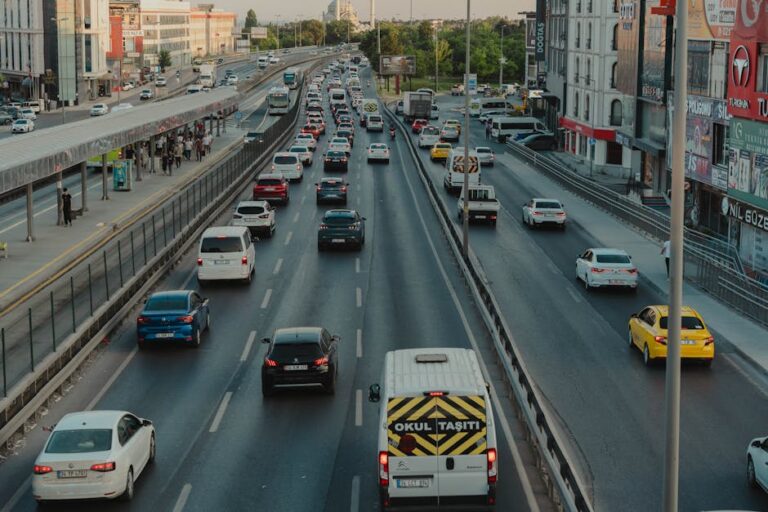 Rua Dr. Pedro Teixeira sentido único