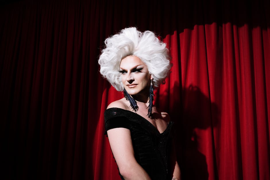 Modelo curtida por Neymar