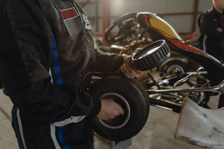 Pilotos da Cadillac em ação na Fórmula 1