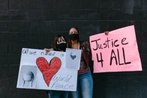 Campanha de ódio contra Maria da Penha
