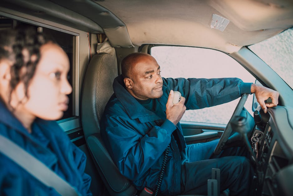 Pneu de ônibus explode