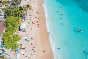 Shawn Mendes na praia