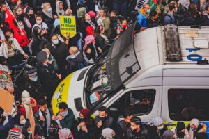 Polícia Federal agressão a clientes