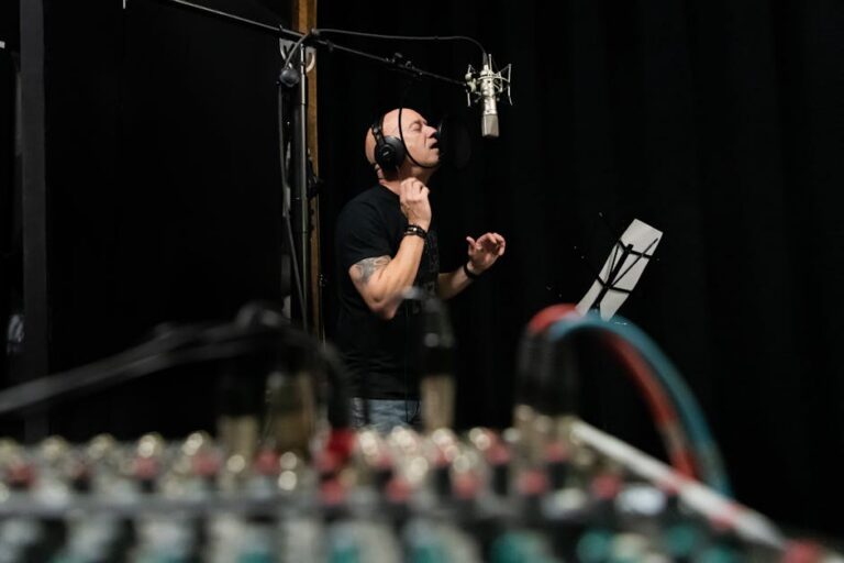 João Gomes regrava música de Julião Fênix