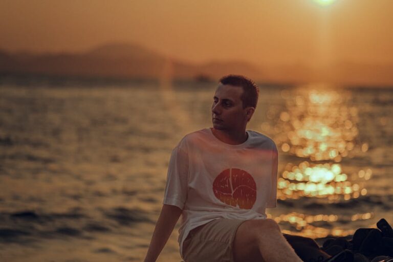 Esme liberdade Taşacak Bu Deniz