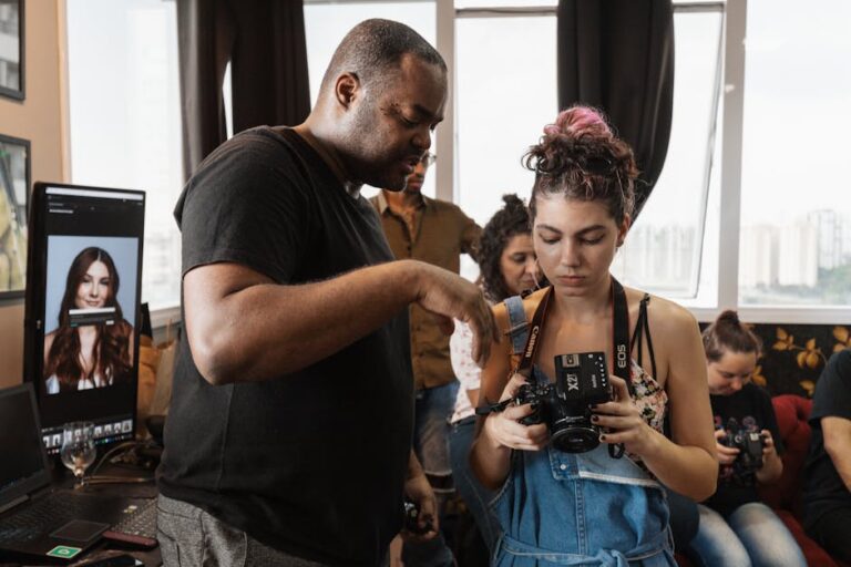 Carolina Dieckmann aula de cerâmica