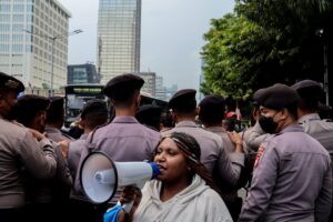 Confronto em Florianópolis
