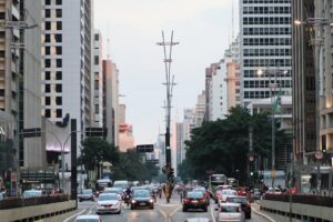 Rodízio de carros SP suspenso nesta segunda