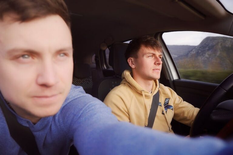 Criança no banco da frente