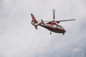 helicóptero pouso forçado