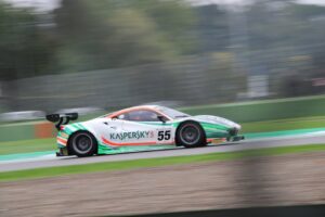 Hamilton Ferrari desempenho