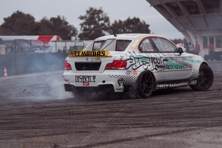 Aston Martin vibrações