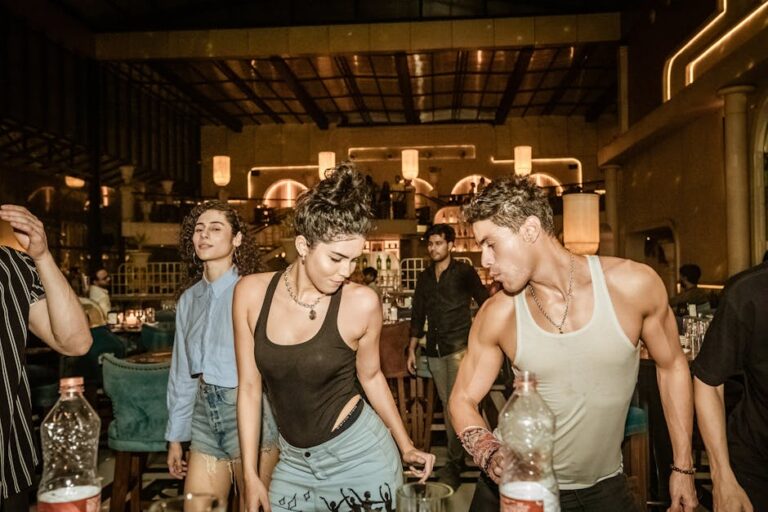 Bruna Marquezine e Shawn Mendes juntos em Malibu