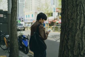 Heo Sung Tae drama com transformação de gângster para proprietário de loja