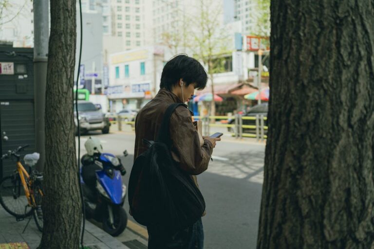 Heo Sung Tae drama com transformação de gângster para proprietário de loja