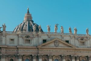 Papa Leão XIV críticas