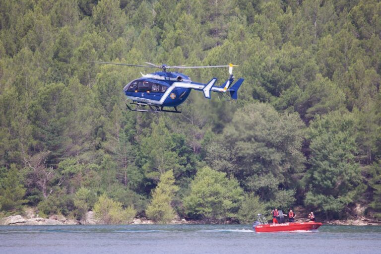 homem desaparece canal