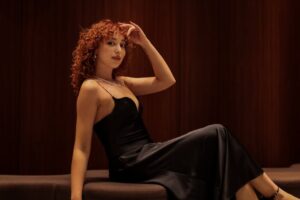 Gabriely Miranda cabelo loiro