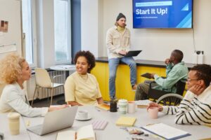 Karina Drumond negócio de abridores de latas