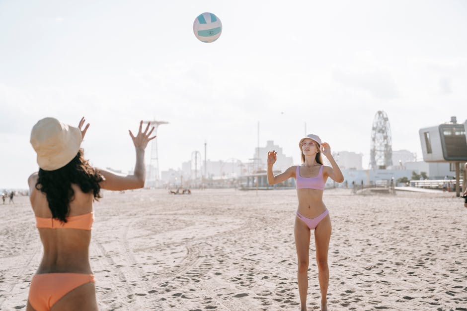 Jade Picon jogando futevôlei na praia da Barra da Tijuca