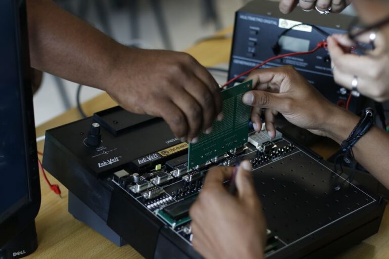 Dicas para cuidar cabos celular e aumentar durabilidade