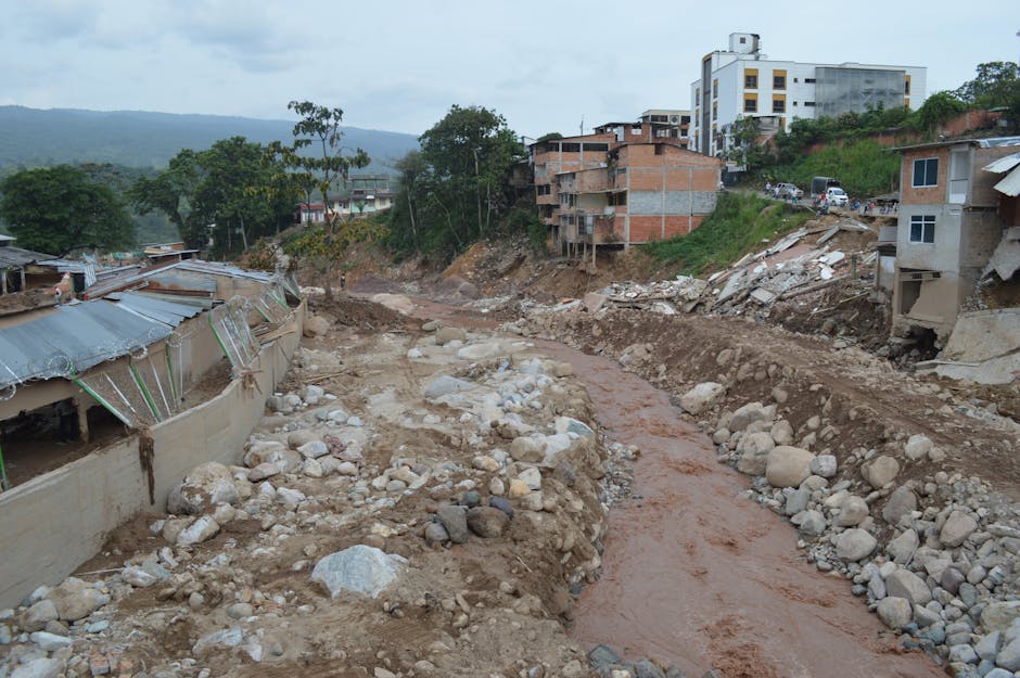 Deslizamento de terra em Novo Hamburgo interdita residencial