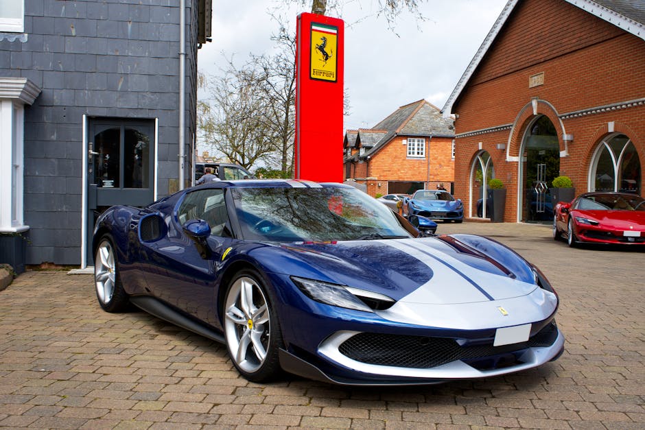 carro elétrico Ferrari Luce em destaque