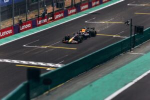 CEO da McLaren discute múltipla propriedade equipes F1