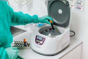 Pseudomonas aeruginosa e riscos associados a produtos Ypê