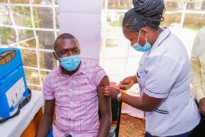 casos de ebola em Uganda e suas implicações regionais