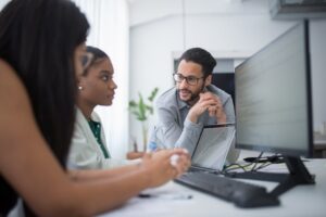 CEO da Microsoft e sua relação com a OpenAI