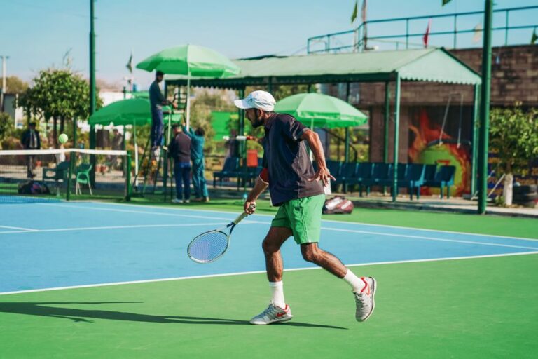 João Fonseca em ação no ATP de Halle