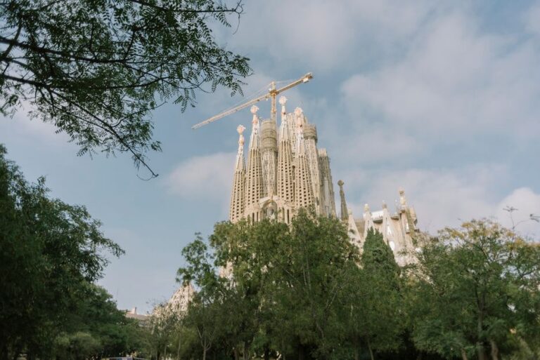 Visita do Papa Leão XIV à Sagrada Família em Barcelona