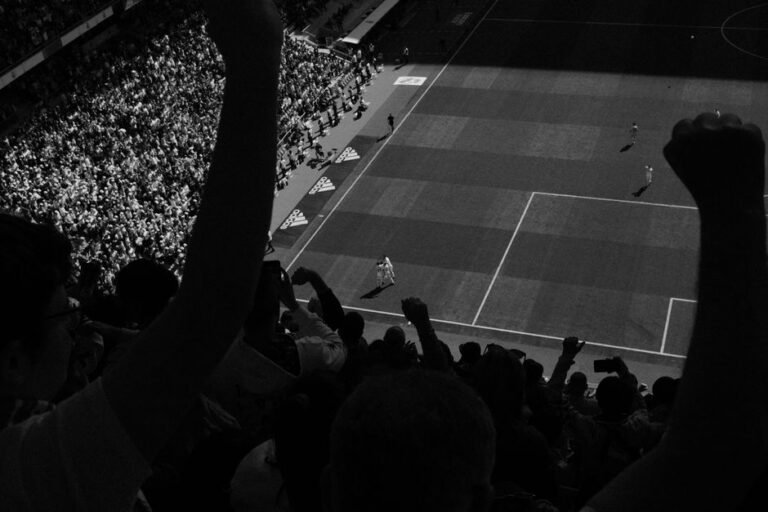 Cannavaro desmente incômodo com revista em aeroporto nos EUA