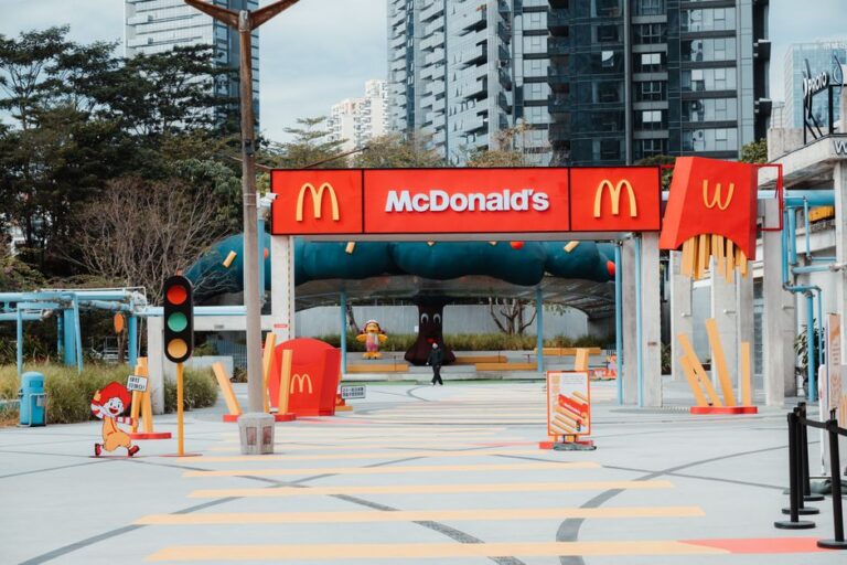McDonald’s Copa do Mundo com copos colecionáveis