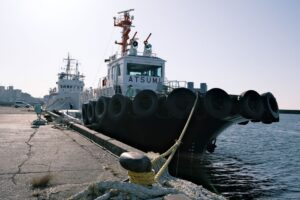 Navios taiwaneses em resposta a operação chinesa no leste da ilha