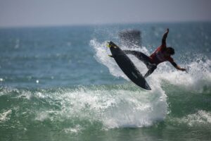 Ethan Ewing críticas surfe