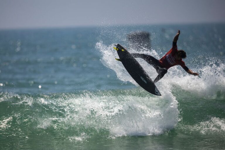 Ethan Ewing críticas surfe