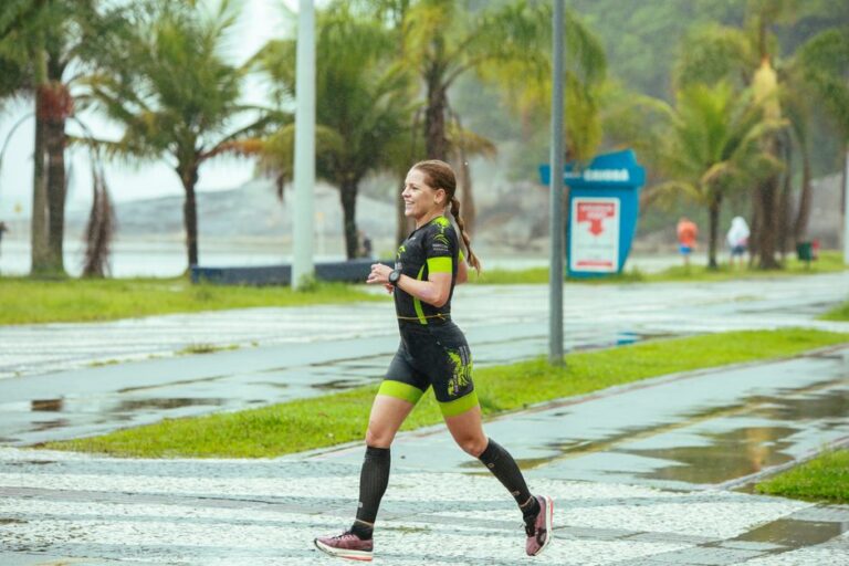 Thais Carla emagrecimento e transformação em biquíni